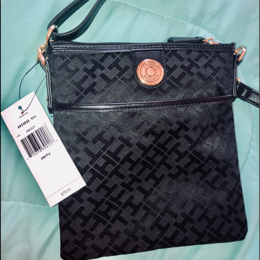 Black Tommy Hilfiger Purse